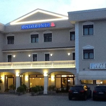 Hotel Belfiore Salzano Экстерьер фото